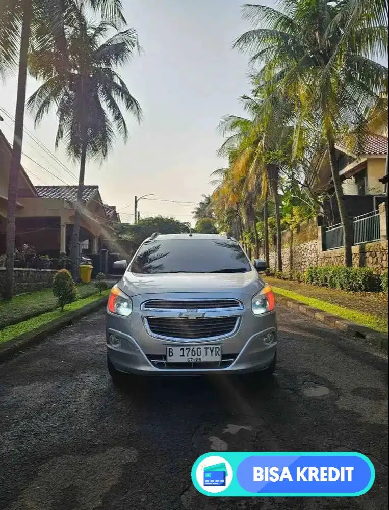 Chevrolet Spin 2014 Bensin