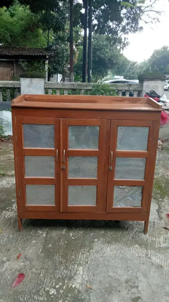 Lemari jati 10x120x38