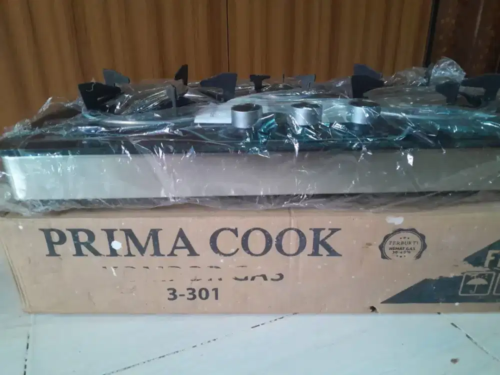 Kompor gas kaca Prima Cook 3-301