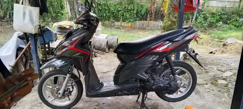 Honda Vario tekno karbu