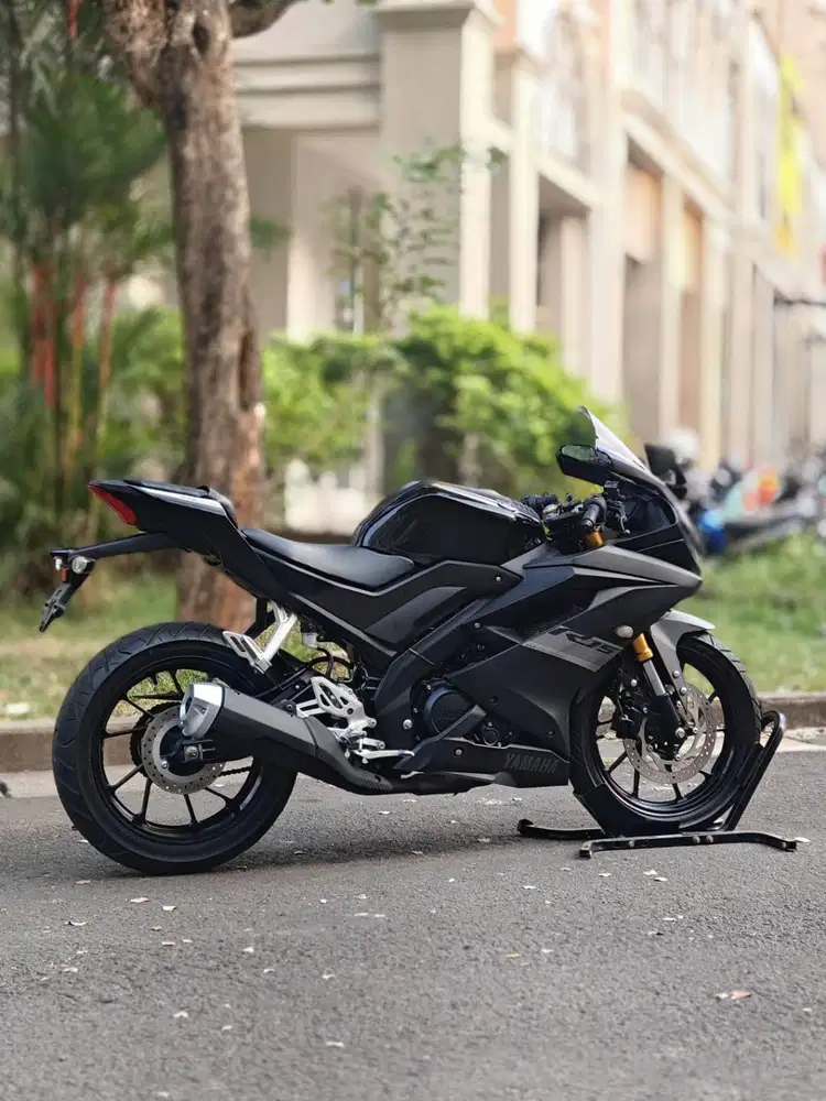 KM LOW! YAMAHA YZF R15 V3 HITAM 2021 PAJAK HIDUP SIAP HARIAN