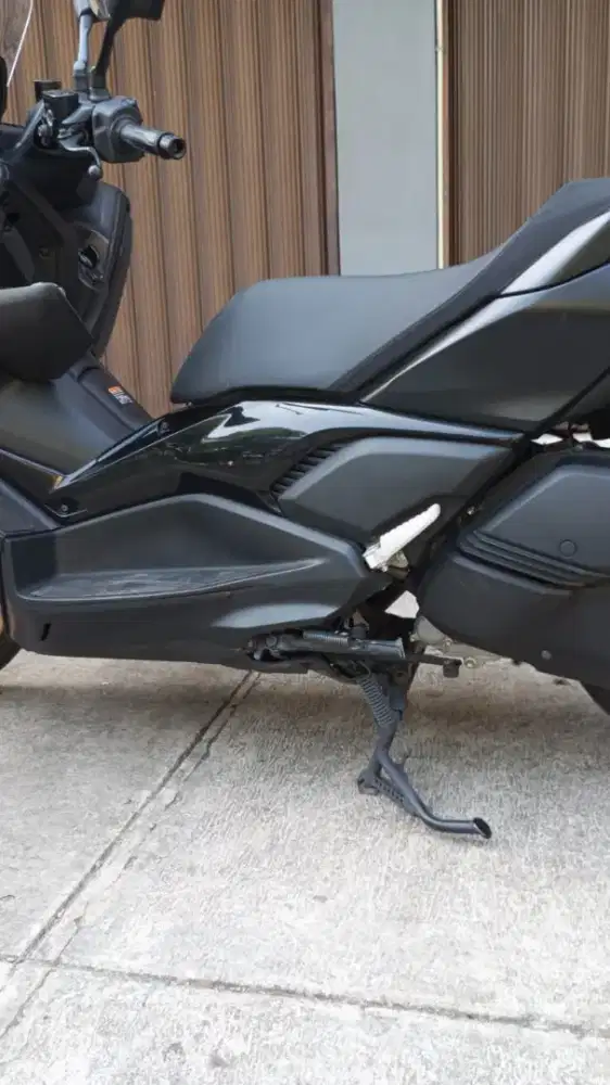 Xmax connected 2203