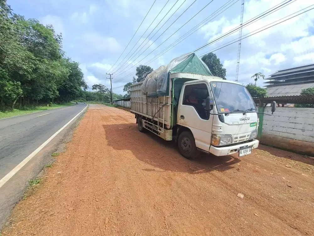 Dijual cepat mobil truk macan