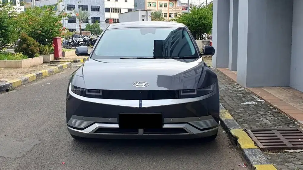 Low km.17rb Hyundai Ioniq  EV Long range Signature AT Abu 2023