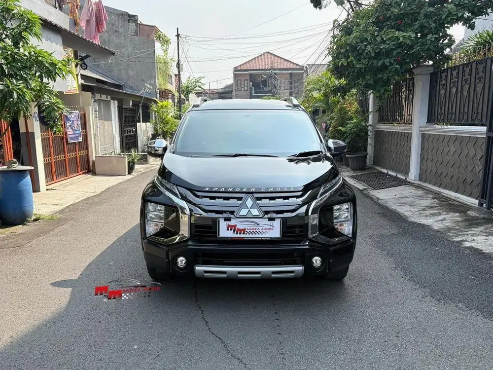 MITSUBISHI XPANDER CROSS 1.5 AT 2021 Hitam