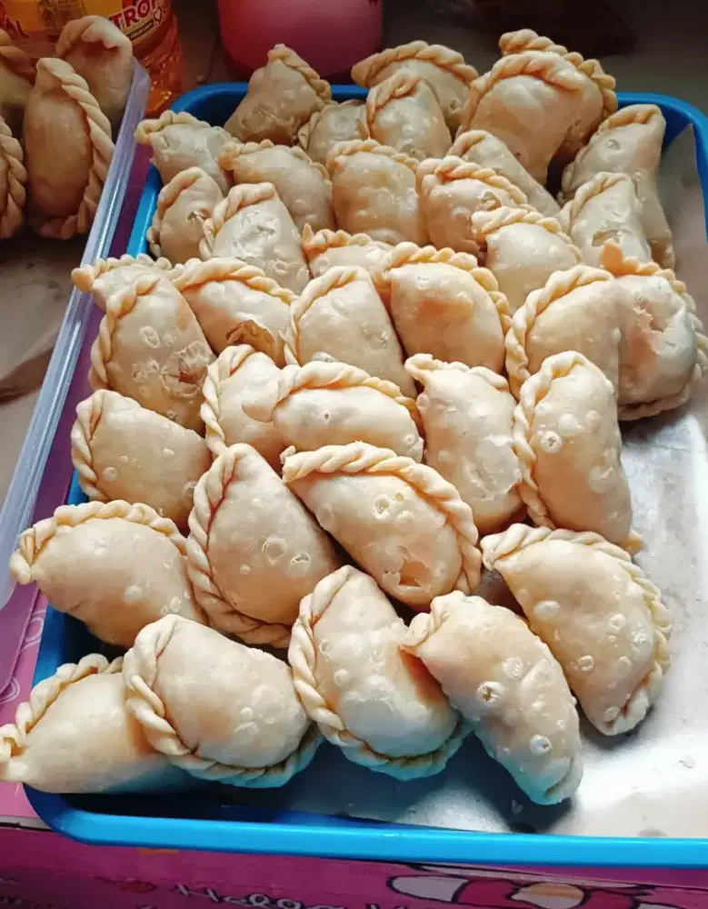 Pastel Sayur Ayam