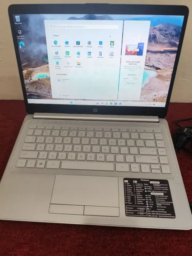 HP LAPTOP 14s-cf2xxx
