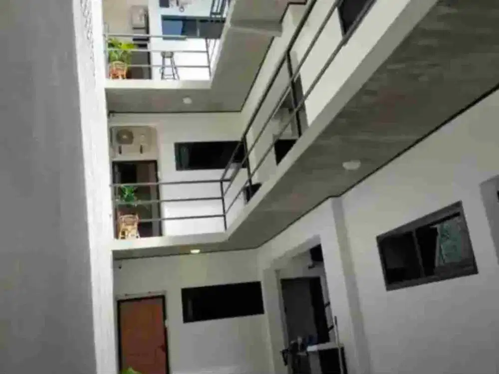 kos elite tarif 1.5 dan 1.7 jt kondisi full tinggal melanjutkan saja lokasi jl bunga bunga suhat dekat kampus UB Brawijaya dan POLTEK POLINEMA