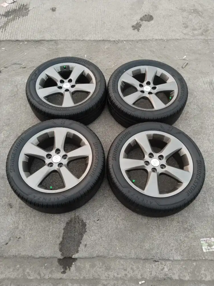 jual veleg ori copotan harrier r 18 ban ms 90% cocok ke innova