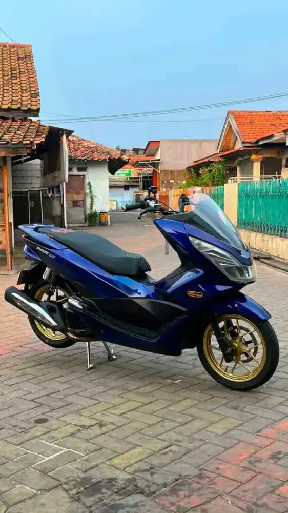 Di jual Honda PCX CBU Vietnam 2015