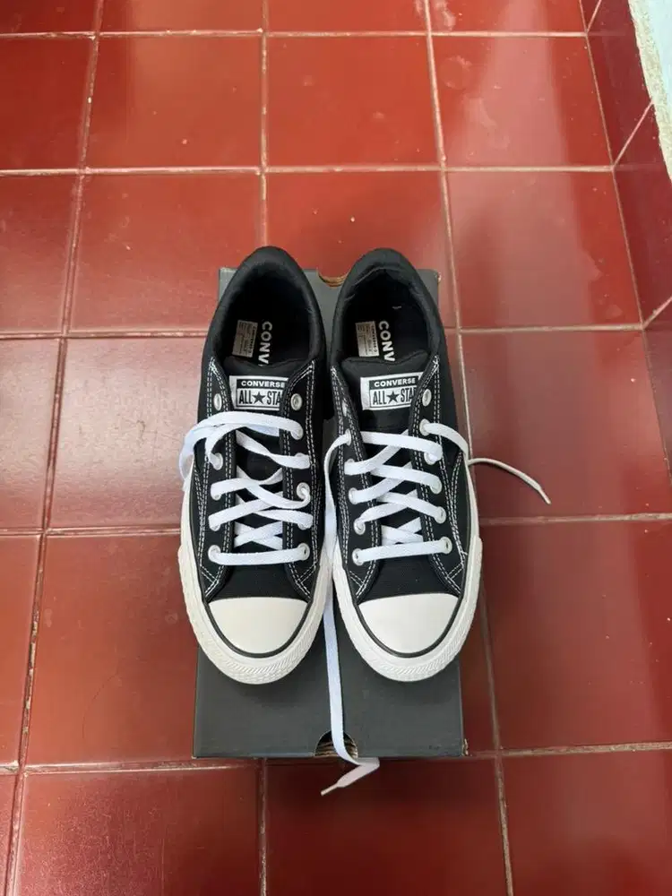 Converse Malden Street