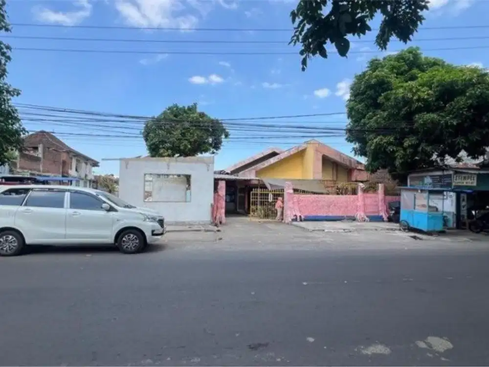 Rumah Strategis di Jl. Pemuda , Mataram Barat, Kota Mataram