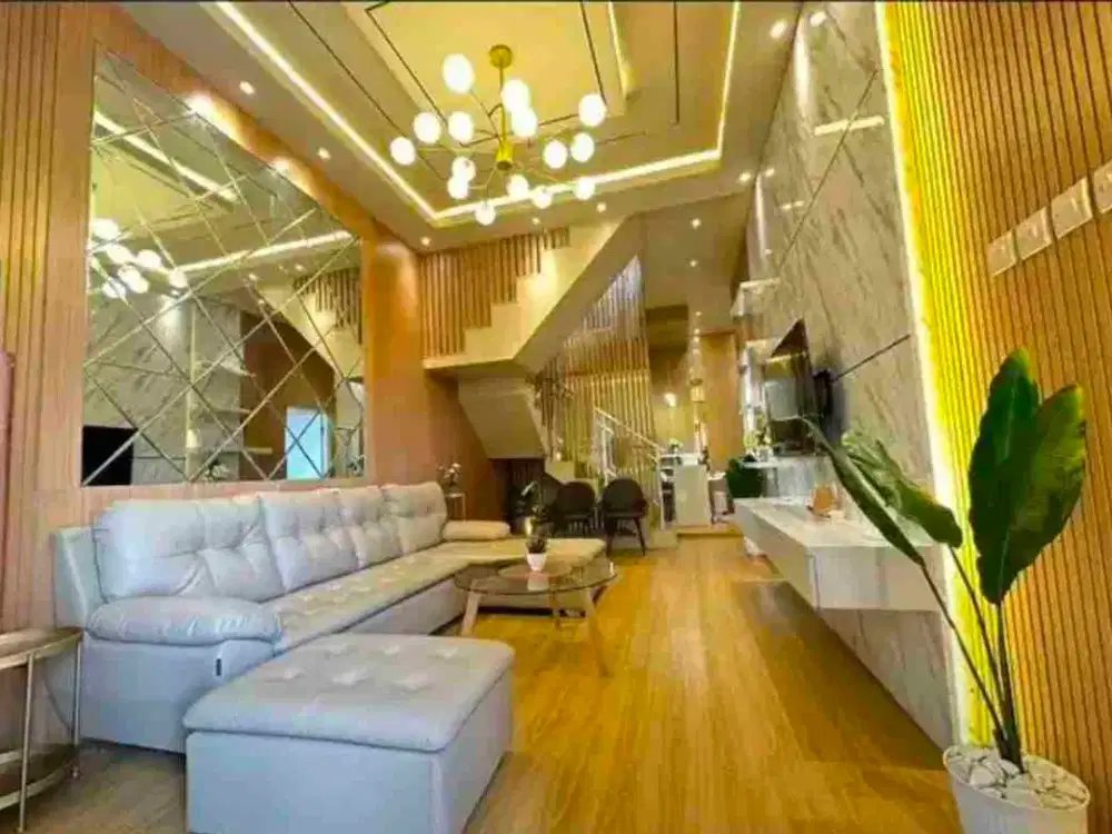 rumah cantik 2 lt di sukun bonus furniture lengkap dekat arah alun alun dan kampus kanjuruhan