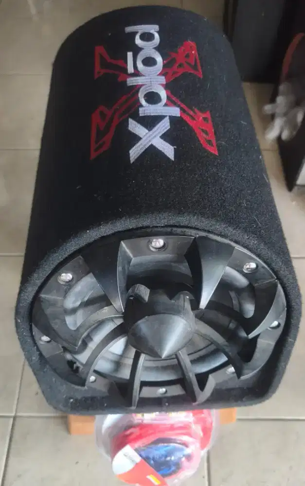 Audio Mobil
Subwoofer 10in merk Xpload + Power di dalam box nya,di dps