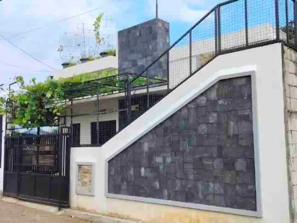 rumah kayak di villa di tawangargo karangploso dekat villa argo hill hunian sejuk dan tenang ada kebun dan kandang jg hidup tentram