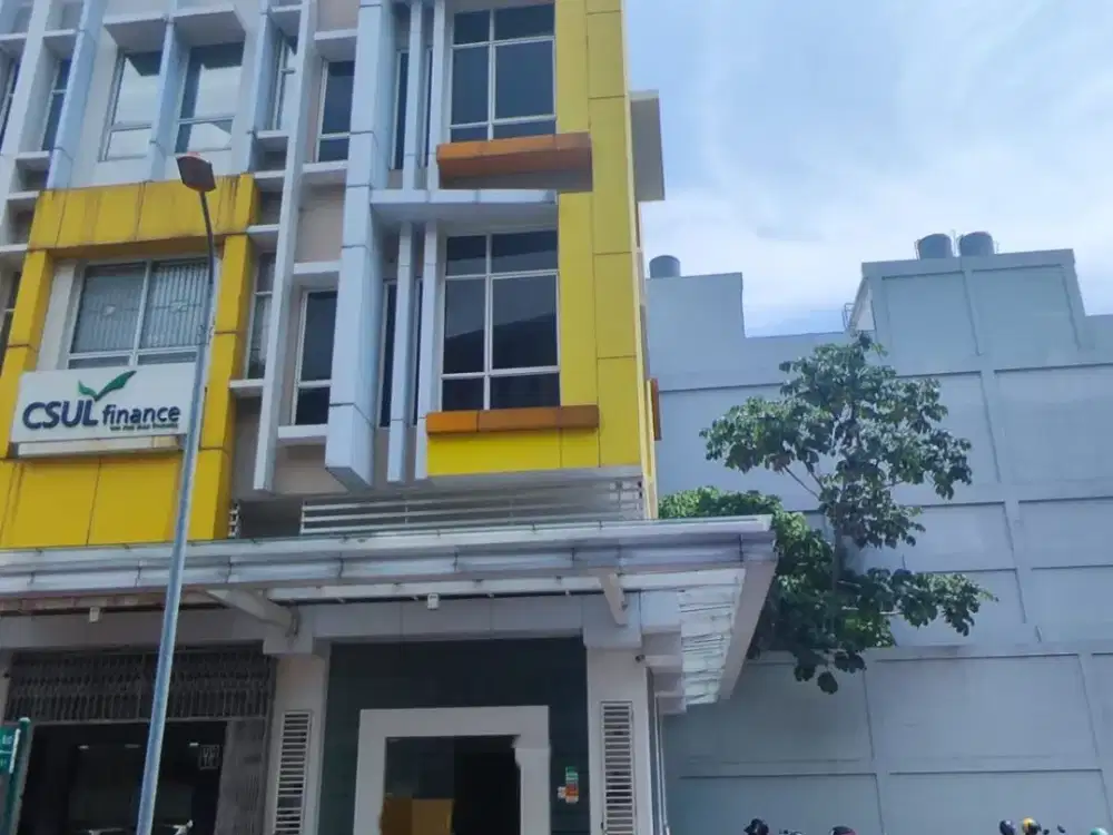 Disewakan Ruko Hook di Emerald, Summarecon Bekasi