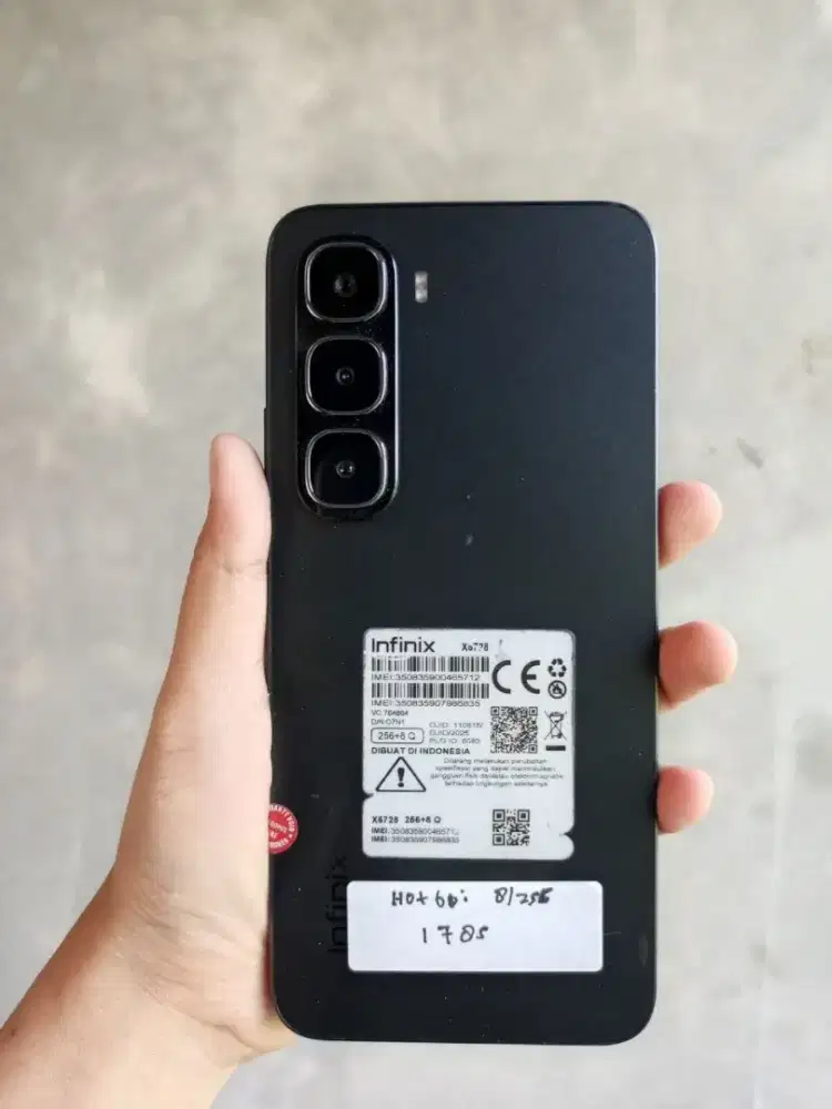 IFINIX Hot 60i 8/256gb garansi januari 2027