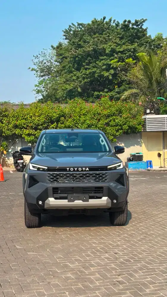 TOYOTA NEW HILUX