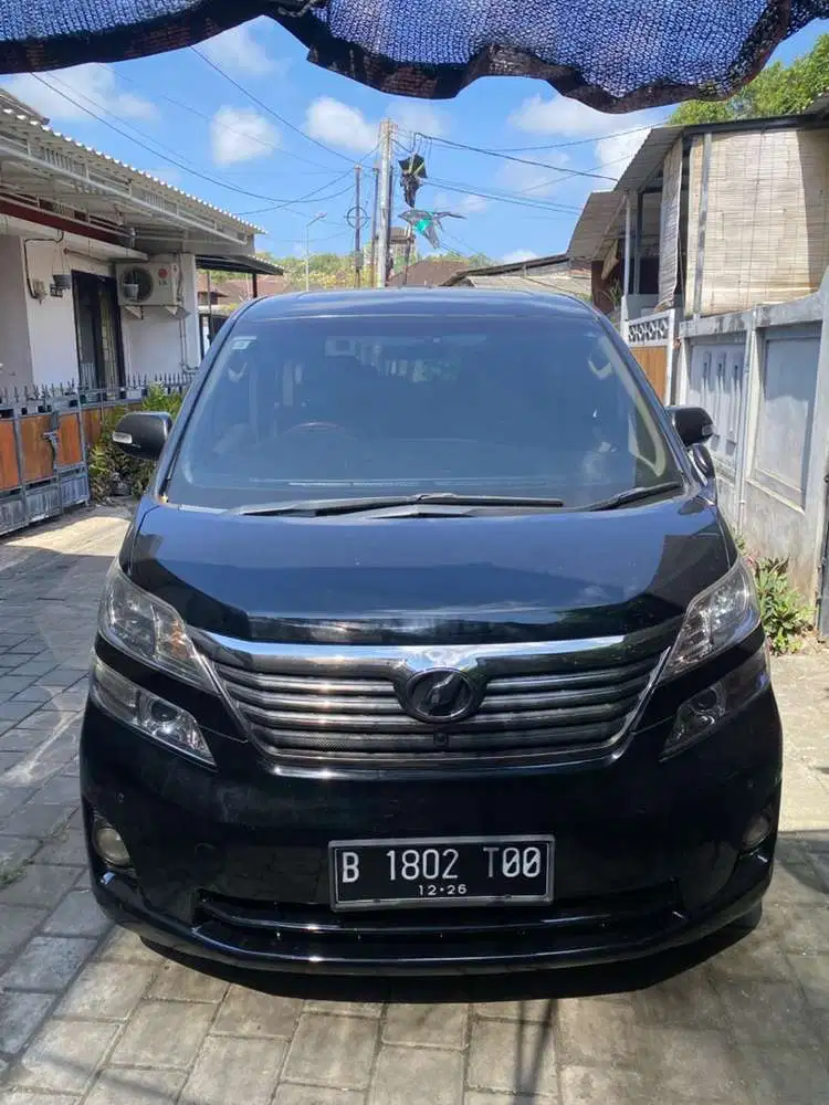 Toyota Vellfire 2011 Bensin