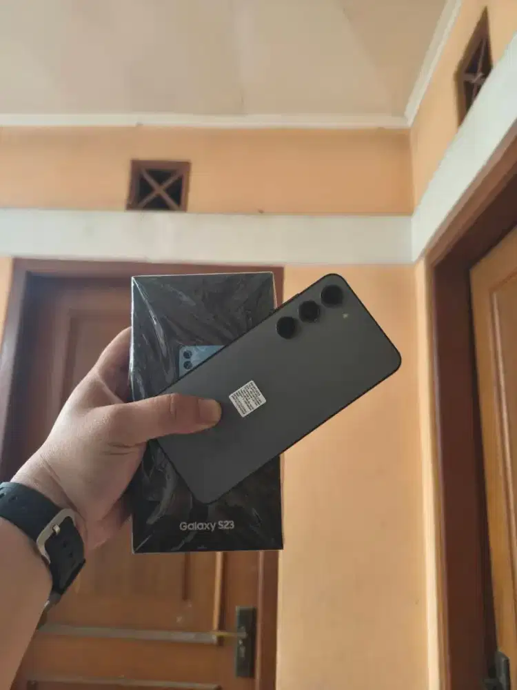 Samsung s23 basic 8/256gb