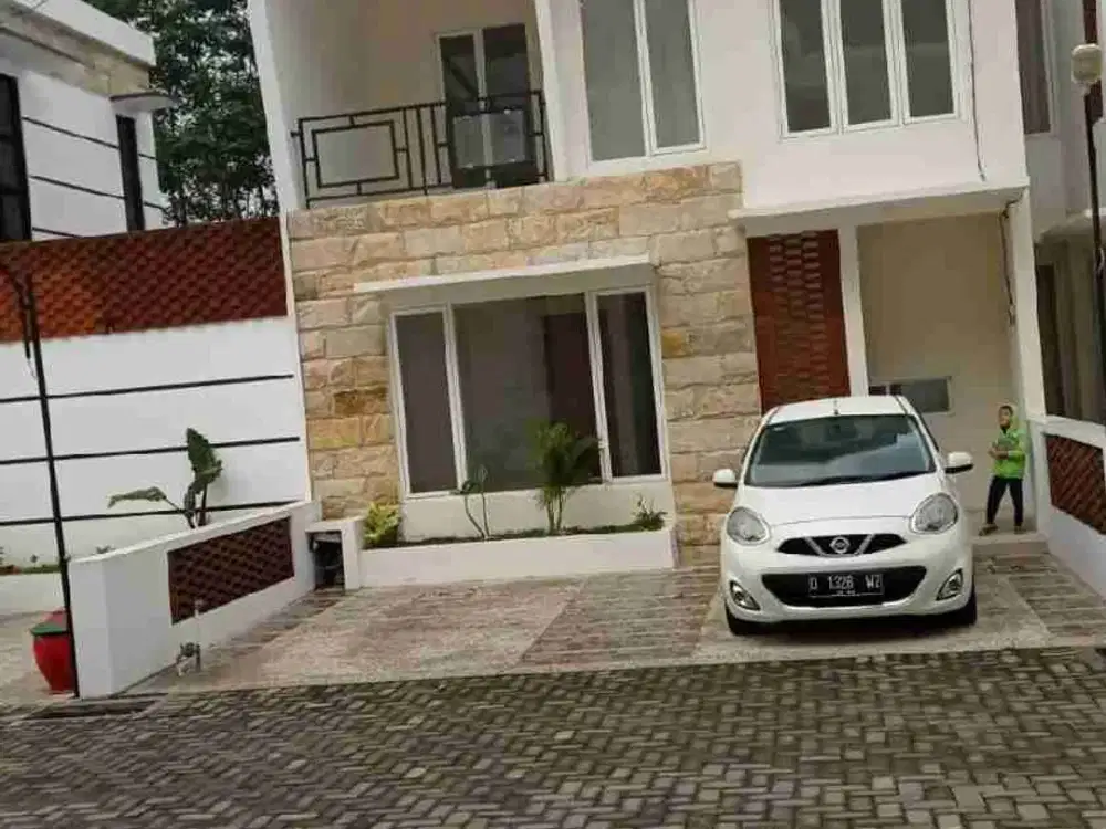 villa murah 2 lt di panderman hill samping hotel golden tulip bintang 5