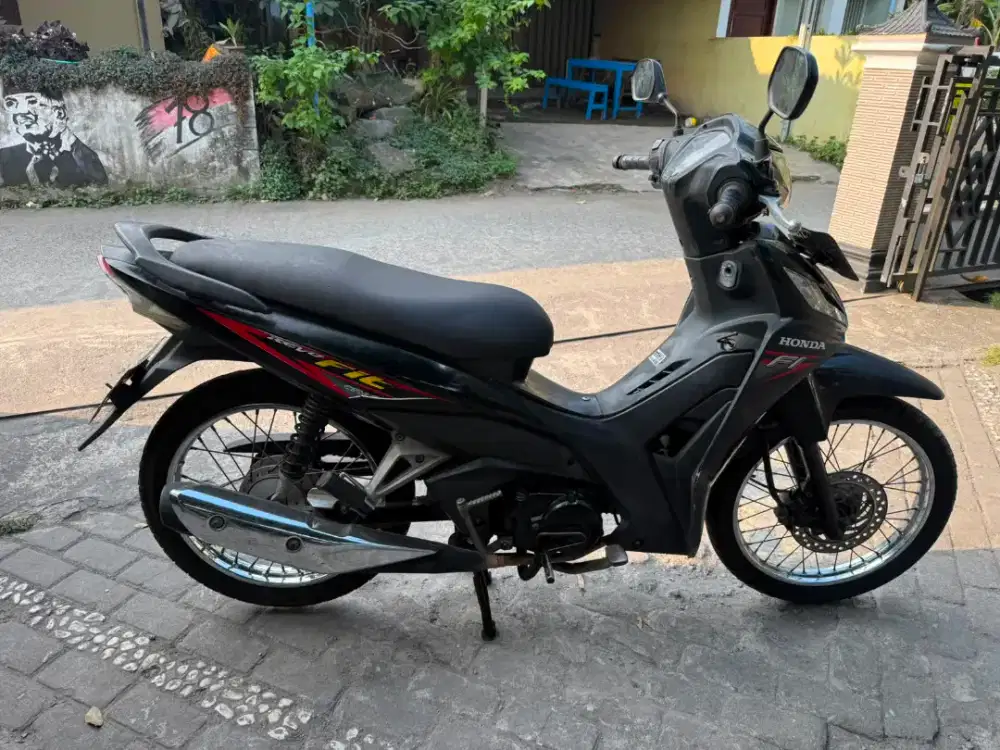 Revo THN 2016 plat AB sleman