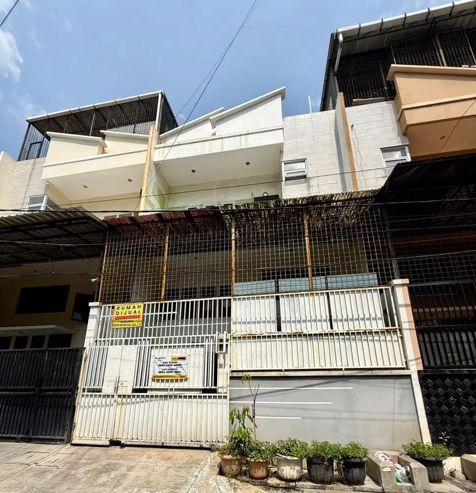 DI JUAL RUMAH - JAKARTA BARAT