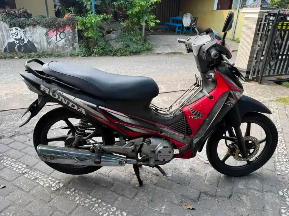 Supra 125 THN 2007 plat AB kota