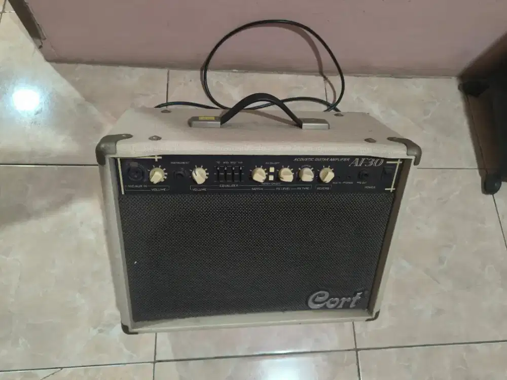 Speaker gitar no minus.