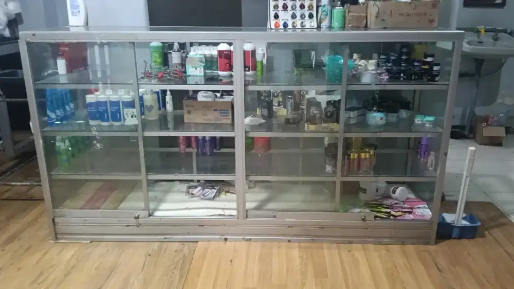 Rak Kaca Etalase jualan