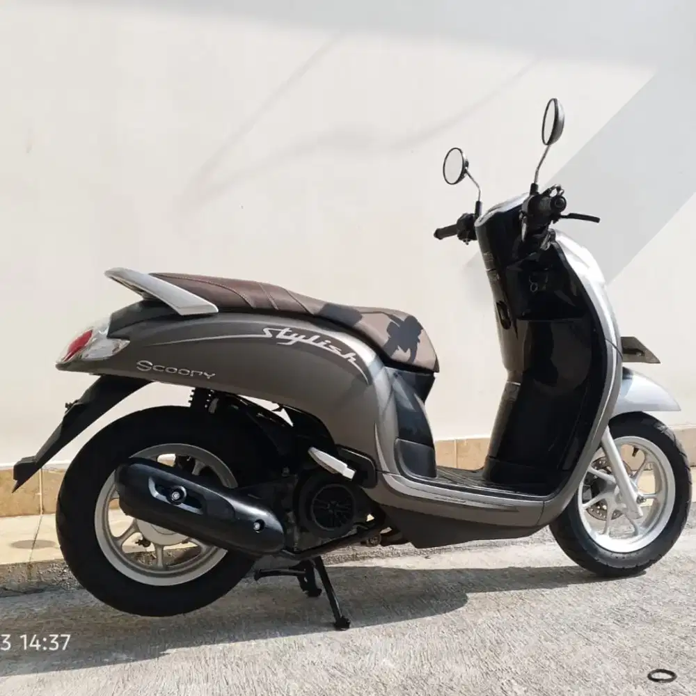 HONDA SCOOPY STYLISH TAHUN 2019  CASH KREDIT MURAH DP MULAI 500 RB