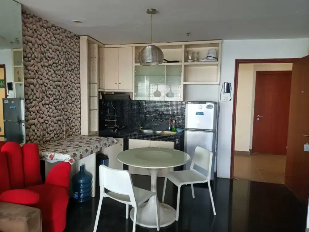 Jual Apartement Sudirman Park 3 Bedroom Furnished Lantai Sedang