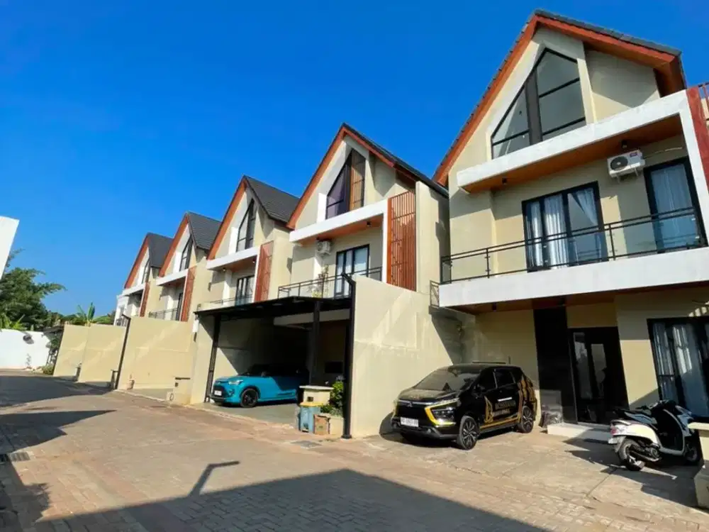 RUMAH MEWAH 2 LANTAI DI DEKAT GLOBAL PADEL PATI KOTA