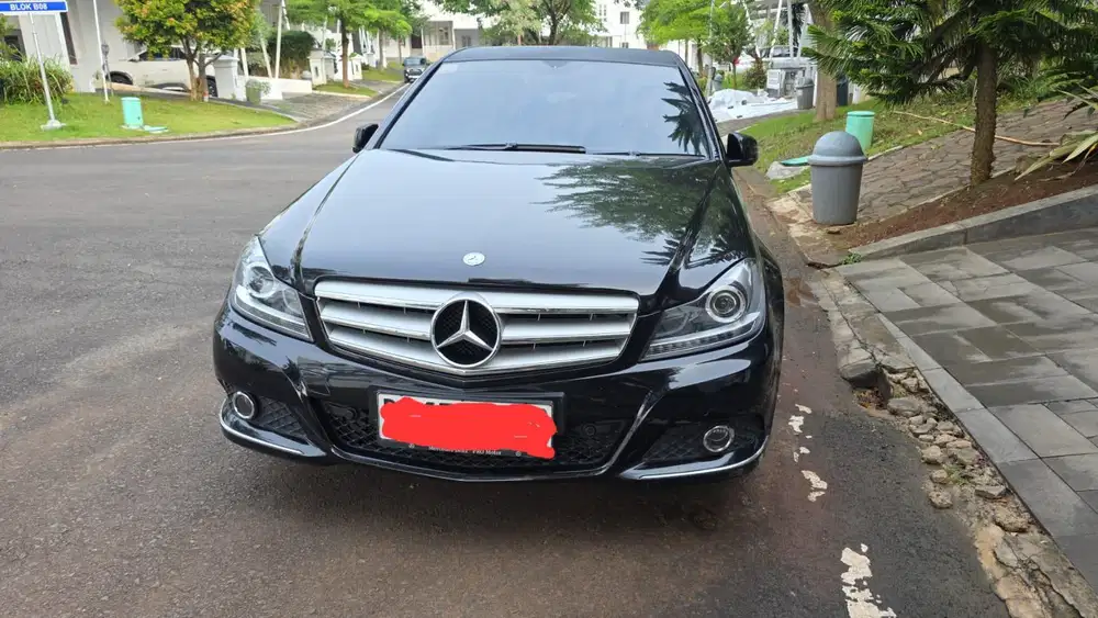Mercedes Benz C 200 CGI AT 2013
