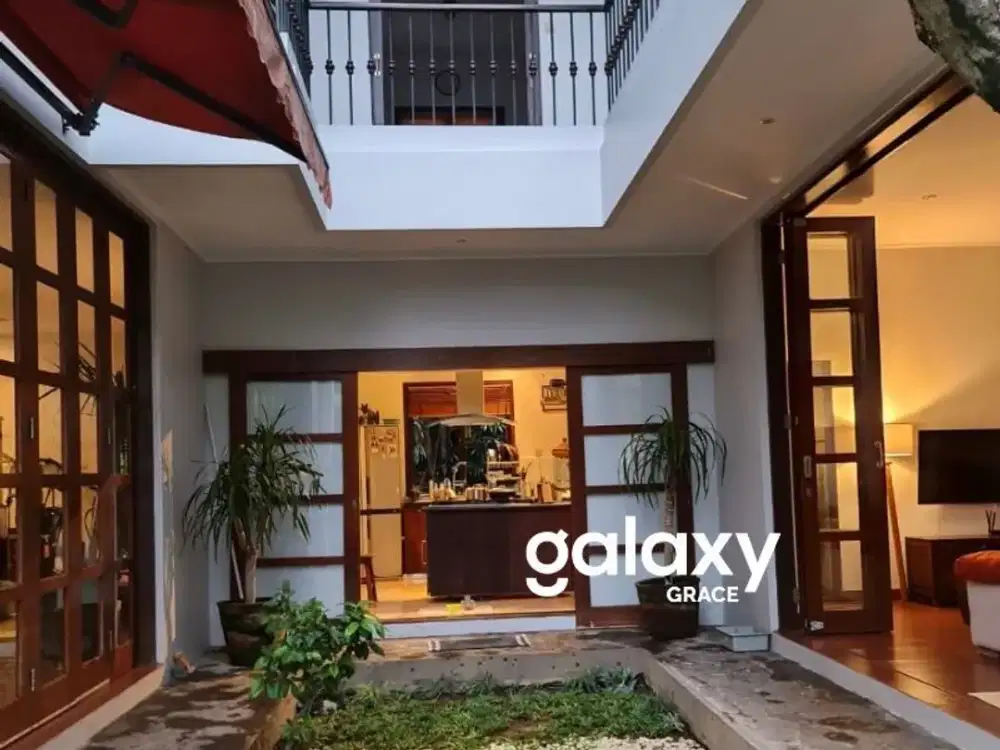 DIJUAL VILLA 2 LANTAI DI GUNUNG ATHENA PADANGSAMBIAN DENPASAR