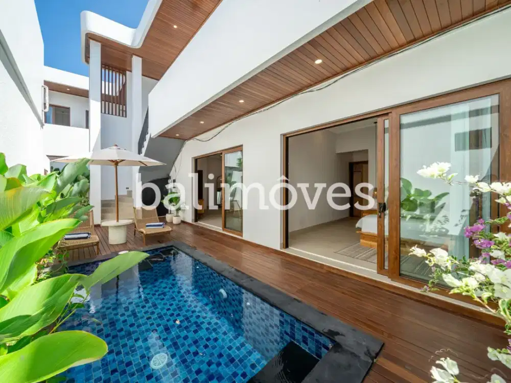 Kompleks Vila Tepi Pantai Baru dengan Tiga Kamar Tidur di Sanur