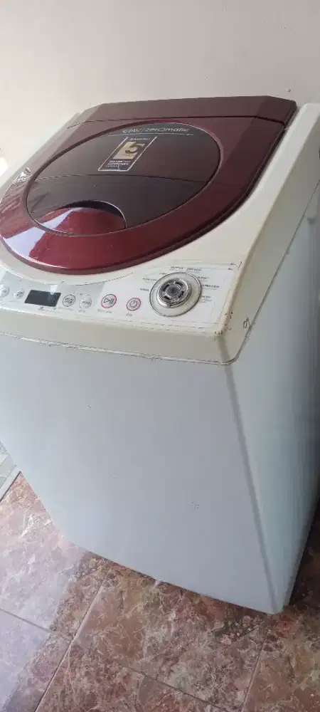 Mesin cuci polytron 9 kilo