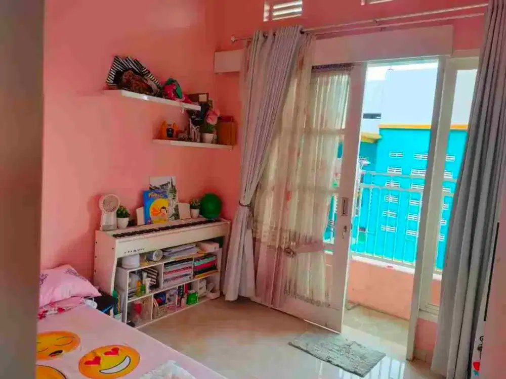 rumah murah 2 lt bangunan kokoh BU Segera dekat musholla dan 20 m dari jalan raya di joyo agung merjosari