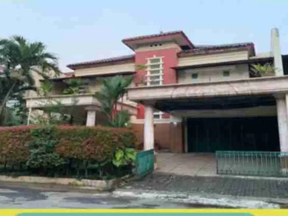 Rumah Bagus Dekat Jalan Boulevard Jakarta Timur