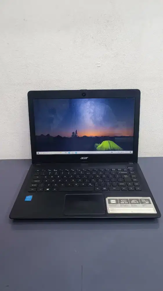laptop Acer Z one 14
