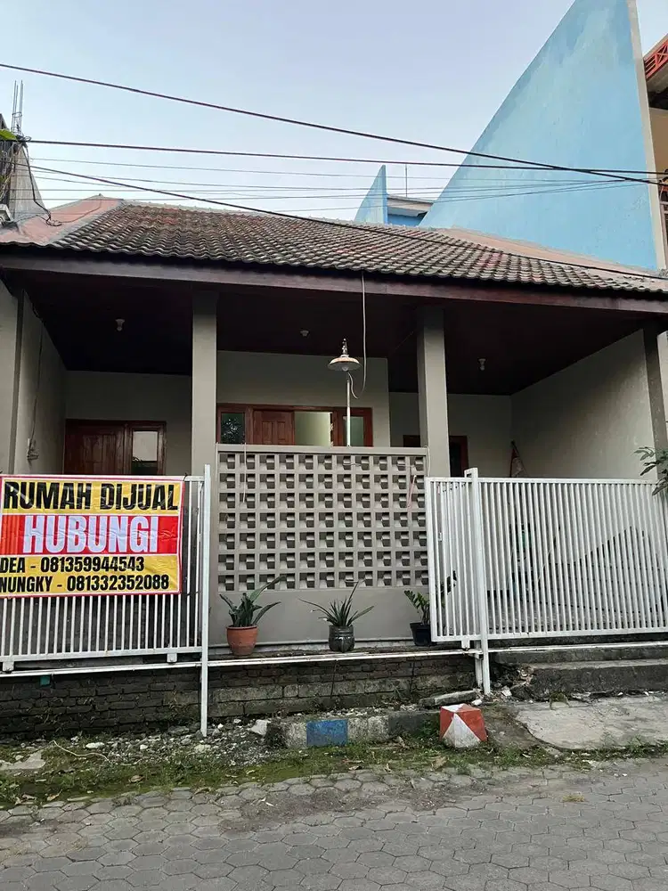 DIJUAL RUMAH 2 LANTAI – LOKASI STRATEGIS WISMA TROPODO, WARU SIDOARJO