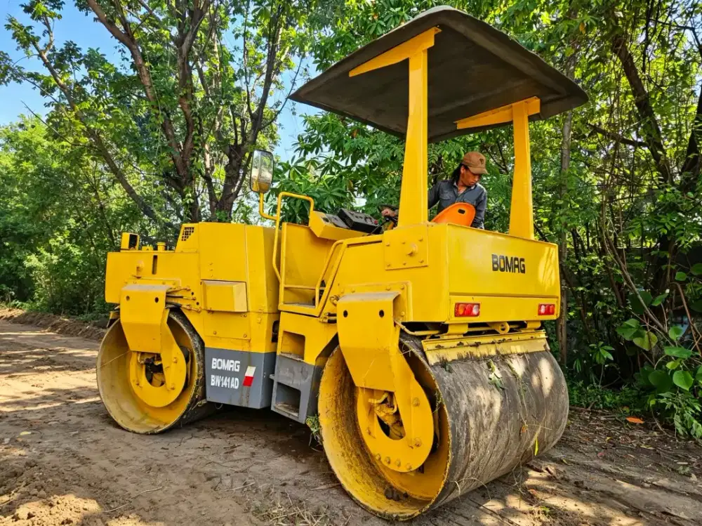TANDEM BOMAG BW141AD