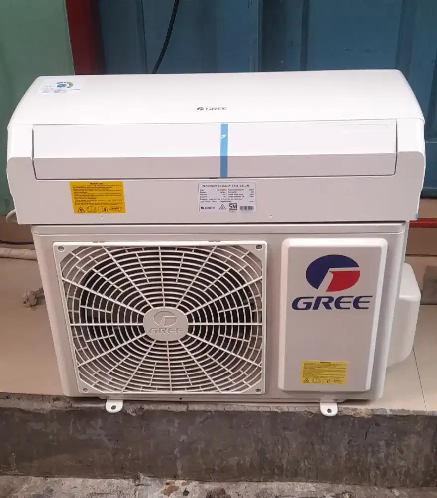 Jual ac gree 3/4 pk R32 terbaru jarang di pakek mulus ori ful