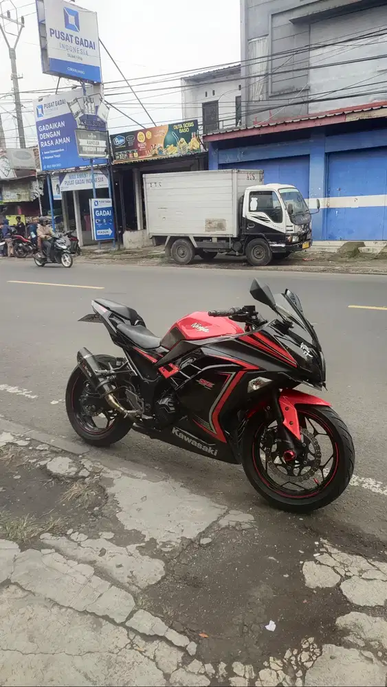 NINJA 250 FI TAHUN 2015