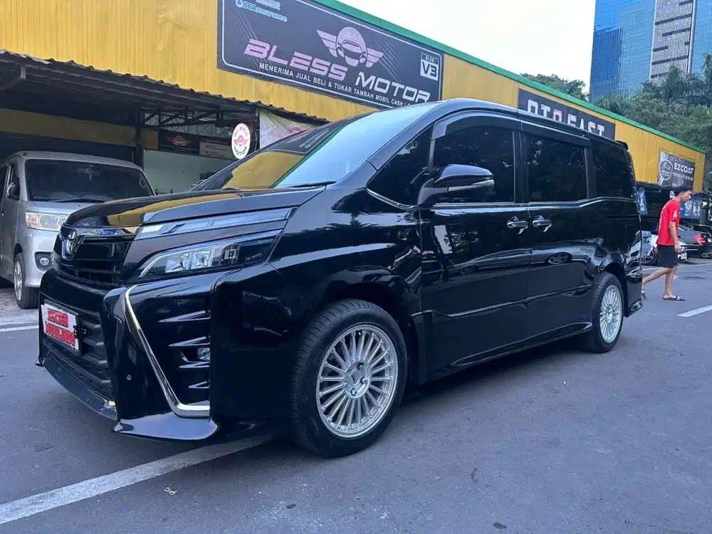 (Dp 10 jt) Toyota Voxy 2019 kondisi mobil d jamin istimewa