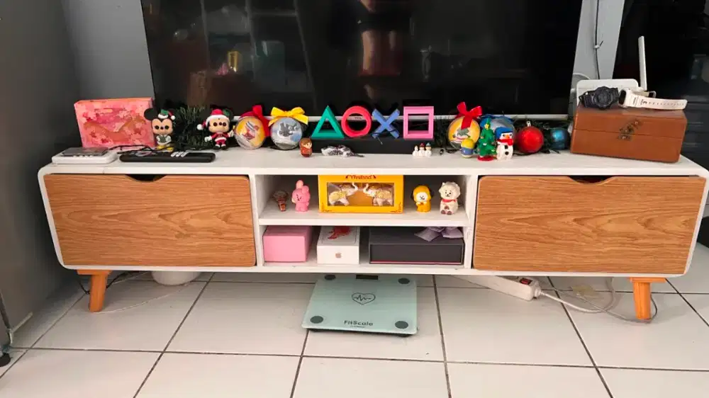 Lemari tv bagus murah