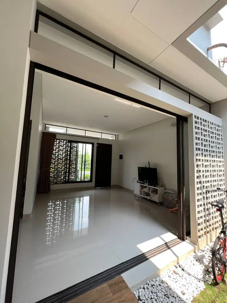 Dijual Rumah Unit Langka Flora Summarecon Bandung
