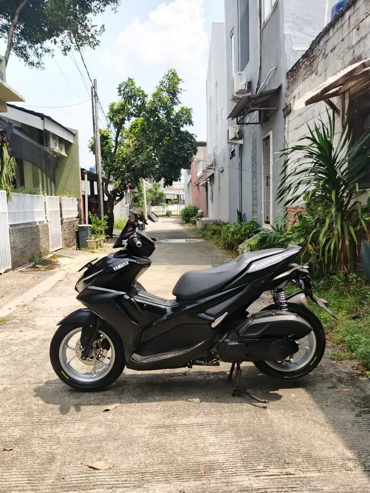 Yamaha Aerox 2021 Hitam Plat Tangsel