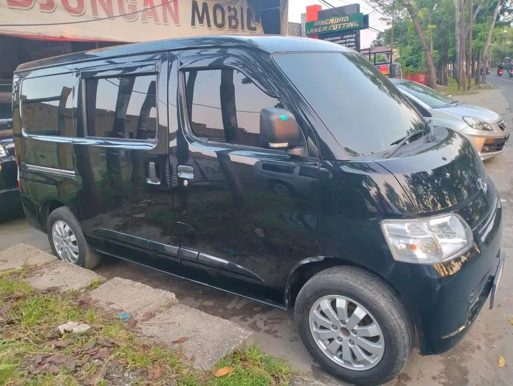 Daihatsu Grandmax Minibus  D 1.3 AC thn 2019