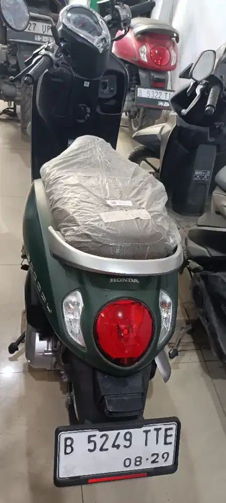 DiJual Motor Gress Banget Km 36 Scoopy Stylish 2024